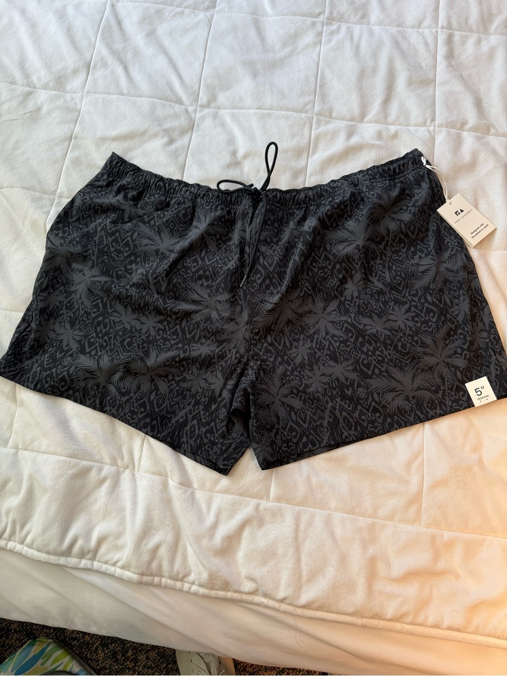 Men's Black Patterned Swim Trunks